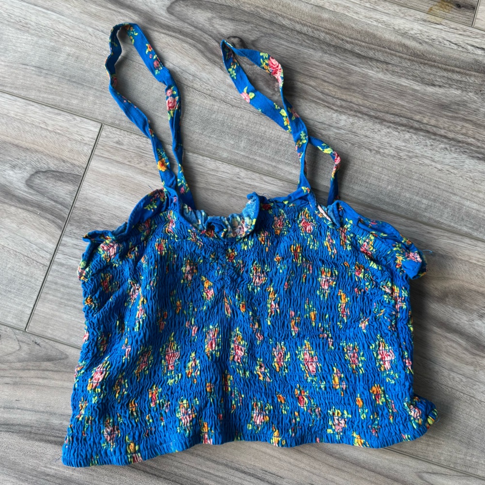 Forever 21 Blue Floral Smocked Top